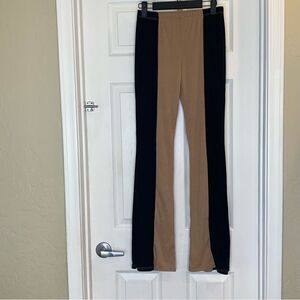21 Saints Tan and Black Ribbed Flare Leg Leggings Size Small